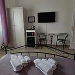 Josef B&B