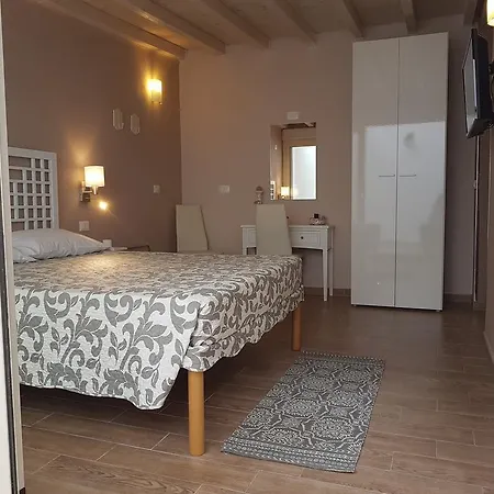 Josef Bed and breakfast